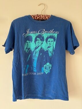 Jonas Brothers Official Concert T-Shirt 2009